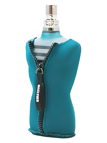 Le Male Scuba Diver